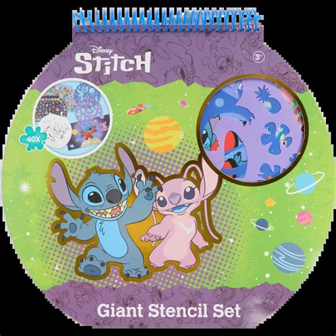 Ukážka rôznych druhov uhlíkatého materiálu (papier, kartón, hobliny)