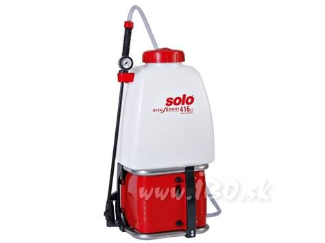 Akumulátorový chrbtový postrekovač v akcii