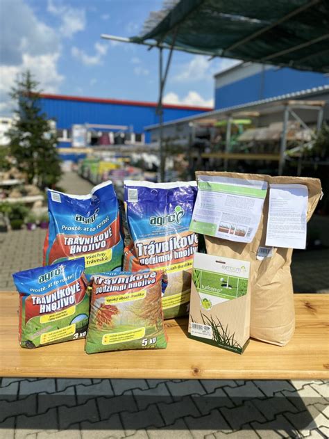 štruktúra zloženia trávnej zmesi s percentuálnym zastúpením jednotlivých druhov