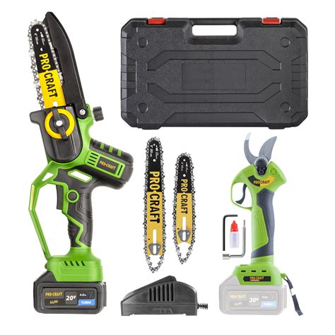 Ilustrácia teleskopickej elektrickej pílky na konáre v akcii, zobrazujúca jej dosah