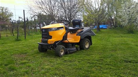 Ilustračná fotografia nového záhradného traktora