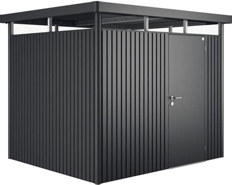 Moderný záhradný domček Biohort® v exteriéri