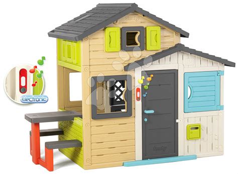 Ukážka rôznych modelov detských domčekov od značiek Smoby, Little Tikes, Doloni a Dolu.