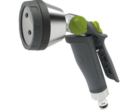 Ilustračná fotografia záhradného postrekovača s rôznymi typmi prúdu vody