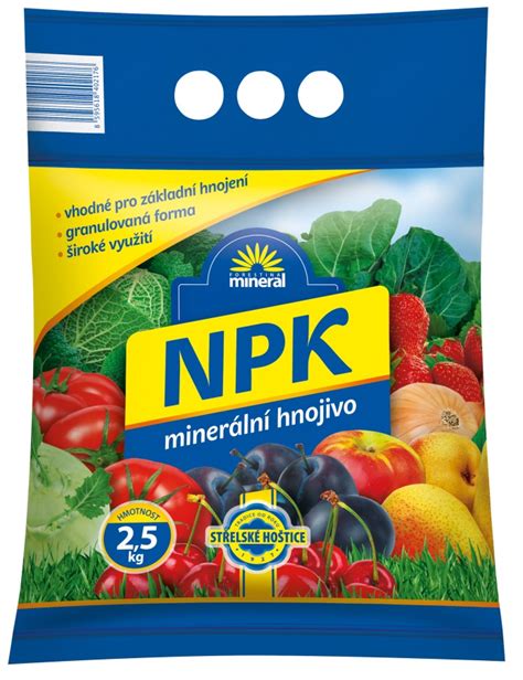obrázok rôznych typov NPK hnojív - granulované, tekuté, špeciálne zmesi
