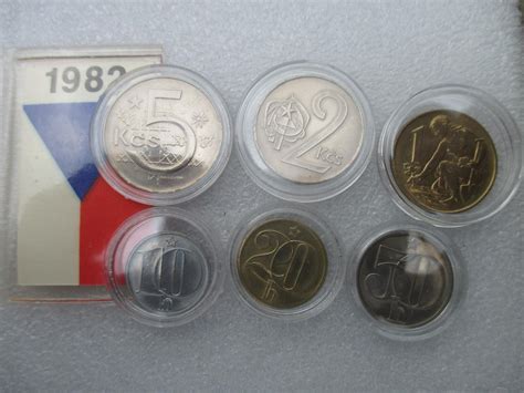 Schematické znázornenie rozmerov a hmotnosti najbežnejších československých mincí z roku 1953.