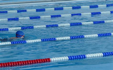 Ilustrácia kalendára s vyznačeným koncom augusta