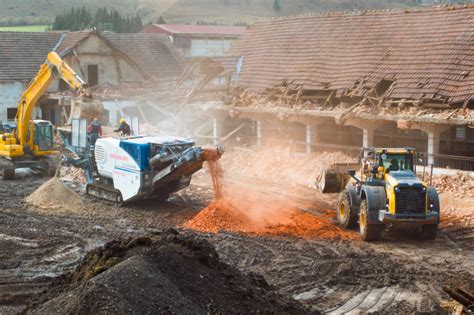 Ilustračná schéma rôznych typov drvičov stavebného odpadu