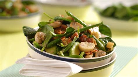 Misku s čerstvým šalátom