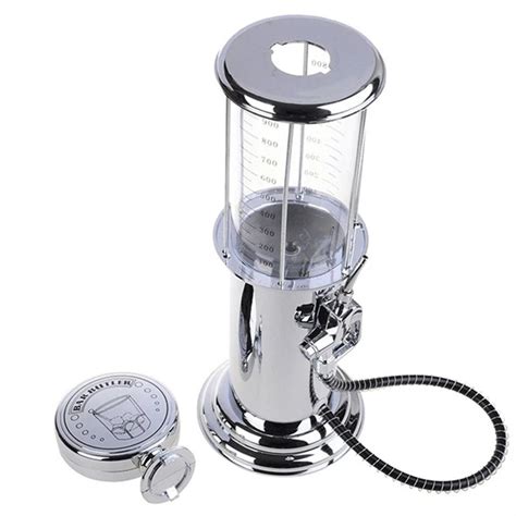 Obrázok rôznych jedál a nápojov pripravených z mandarínok