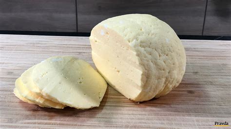 Foto: hrudka domáceho tvarohu