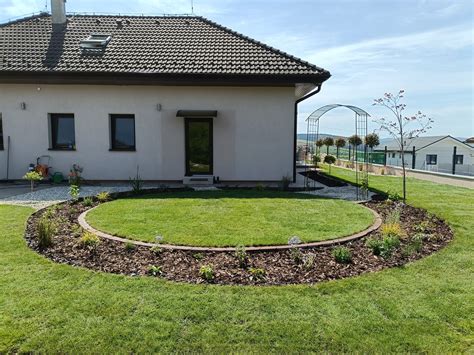 Infografika znázorňujúca optimálne obdobie vegetačného pokoja pre výrub a ošetrovanie drevín