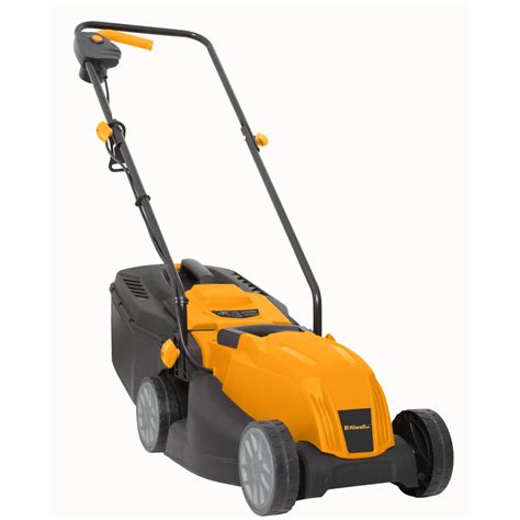 Tematické foto elektrickej kosačky Riwall PRO REM 4218 v akcii na trávniku