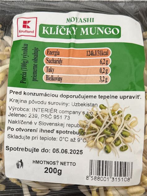 infografika znázorňujúca nutričné hodnoty mungo klíčkov a proces ich domáceho pestovania