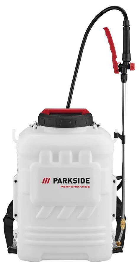 batôžkový postrekovač na chrbte