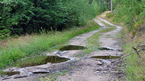 Detailná schéma šikmého rezu nad púčikom pre odtok vody.