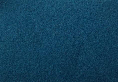historické príklady použitia modrej farby v umení a pigmentov (napr. egyptská modrá, lapis lazuli)