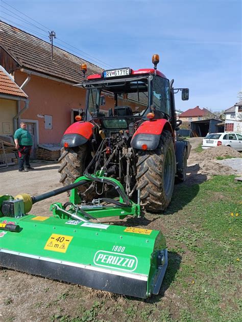 Ilustračné foto: traktor s mulčovačom