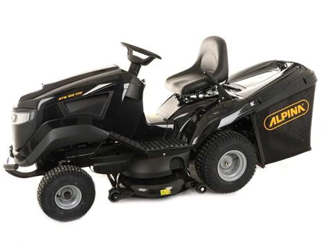 záhradný traktor Alpina s rôznym príslušenstvom (napr. vozíkom)