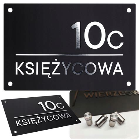 ilustrácia tenisového kurtu s viditeľnými postrekovačmi