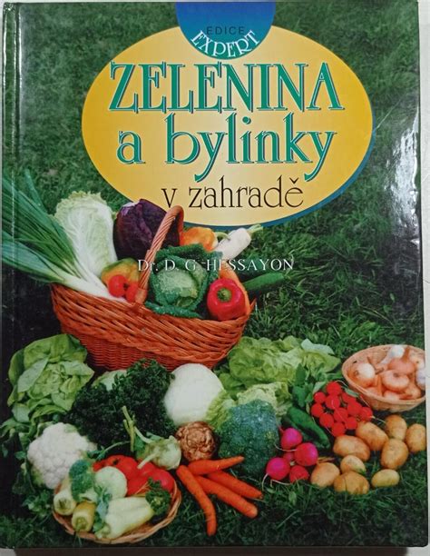 Zelenina a bylinky rastúce v parenisku