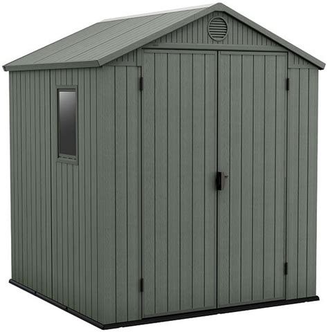 Záhradný domček v štýle Keter Factor 6x6, obklopený záhradou