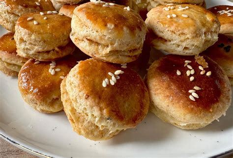 Schéma prípravy domáceho hnojiva zo žihľavy a droždia