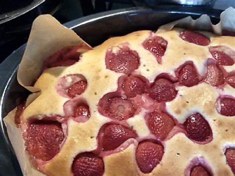 Ilustračná fotografia predpečeného korpusu koláča