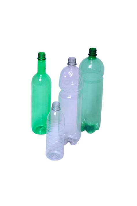 Koláž kreatívnych recyklovaných nádob na sadenice (PET fľaše, jogurtové kelímky)