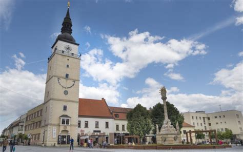 Ilustračné foto broskýň