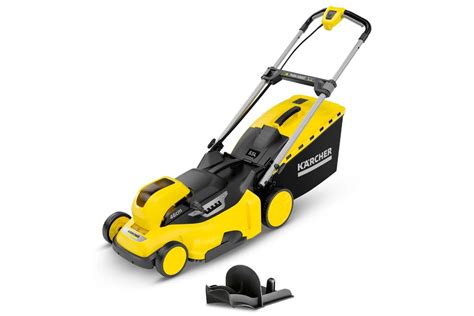 Rôzne typy kosačiek - benzínové, akumulátorové a robotické modely