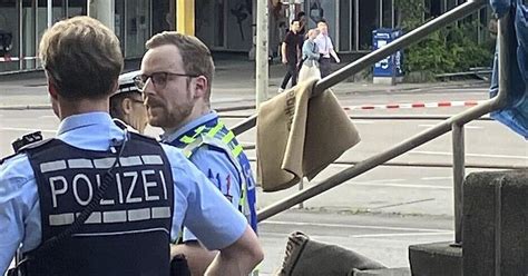 detail žacieho ústrojenstva s dvoma nožmi