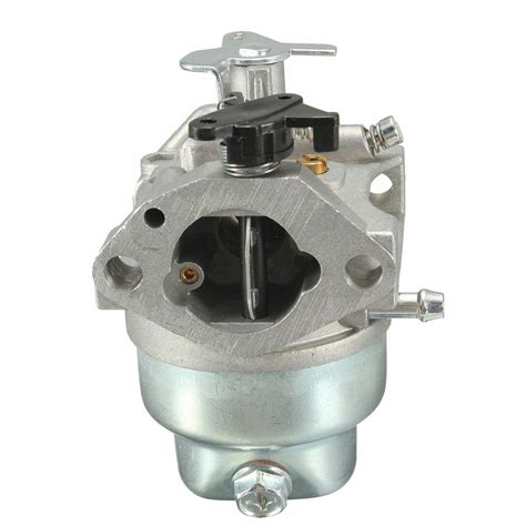 Detailný záber na ovládacie prvky benzínovej kosačky Honda