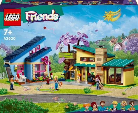 ilustrácia LEGO Friends Rodinný dom Ollyho a Paisleyovcov (42620) s postavami a domčekom na strome