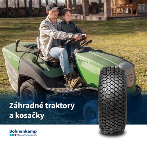 Detail väčších zadných kolies kosačky, ktoré uľahčujú jazdu v nerovnom teréne.