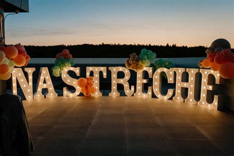 Detail vetracích otvorov na streche záhradného domčeka Yardmaster