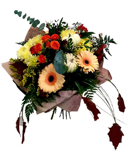 jesenná kytica zložená z rôznych druhov chryzantém