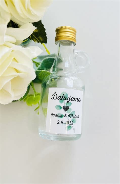 Obrázok fľaštičky s jedľovým olejom a symbolom varovania