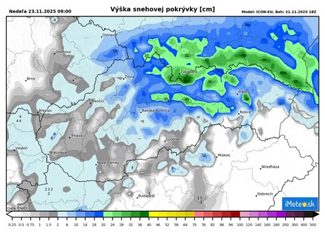Ilustrácia chýbajúcej snehovej pokrývky na trávniku v zime