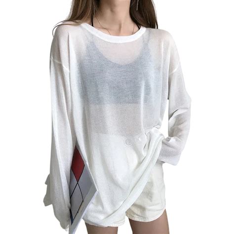 Zväčšený pohľad na list sukulentu s priesvitným epidermálnym oknom