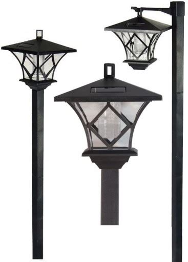 Porovnanie pestovateľského stanu s umelým osvetlením a vonkajšej záhrady