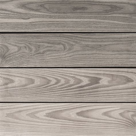 Hotová imitácia dreva kôra po nafarbení, nalakovaní a použití efektov OLD WOOD a ASH WOOD