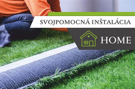 Detailný pohľad na štruktúru umelého trávnika - vlákna a podklad.