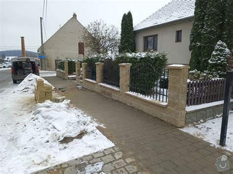 Schéma výsadby živého plota okolo rodinného domu pre zabezpečenie súkromia